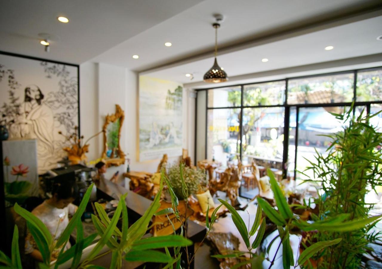 Phuong Tran Apartment And Hotel Da Nang Exterior photo